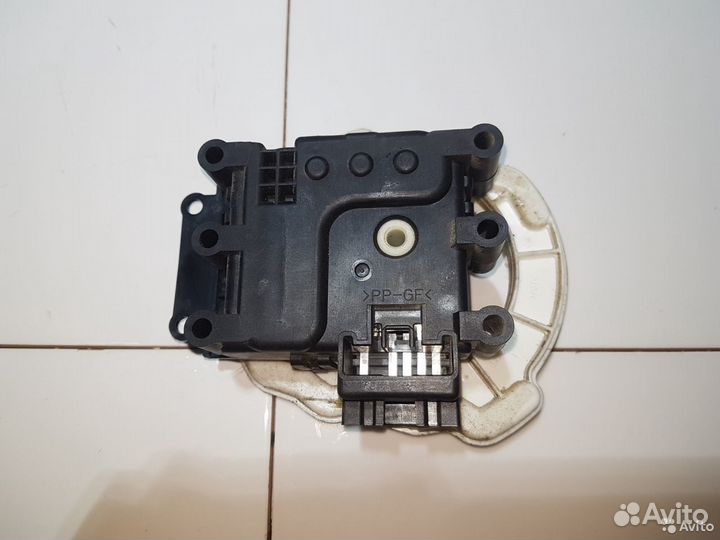 Сервопривод заслонок печки Mazda 6 GJ CX-5 12-15