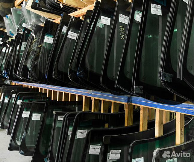 Стекло лобовое Daihatsu Замена Гарантия