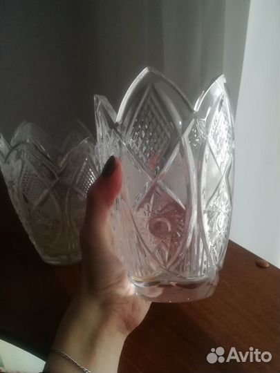 Хрустальная ваза