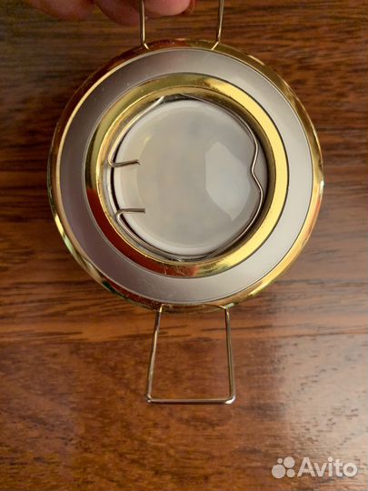 Точечные встраиваемые светильники 220V-2,5W