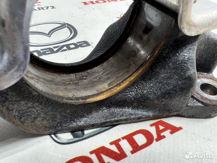 Кронштейн подвесного подшип. Mazda 3 BM 2013-2019