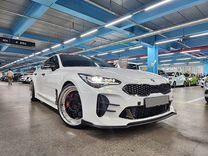 Kia Stinger 2.0 AT, 2019, 93 000 км, с пробегом, цена 2 390 000 руб.