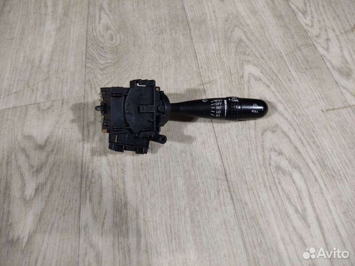Toyota Corolla 120 подрулевой переключатель правый