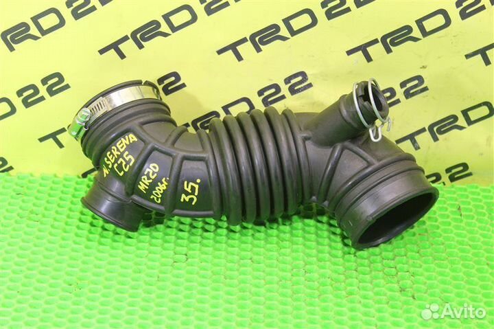 Патрубок воздухозаборника Nissan Serena C25 MR20DE