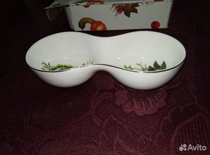 Менажница фарфоровая