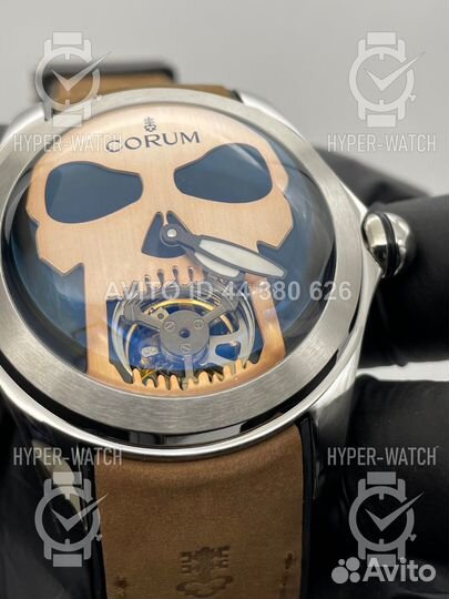 Часы Corum Bubble Skull 41mm