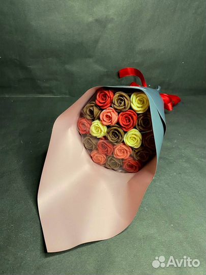 Шоколадные Розы - 19 шт в Букете