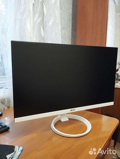 Монитор Acer 24