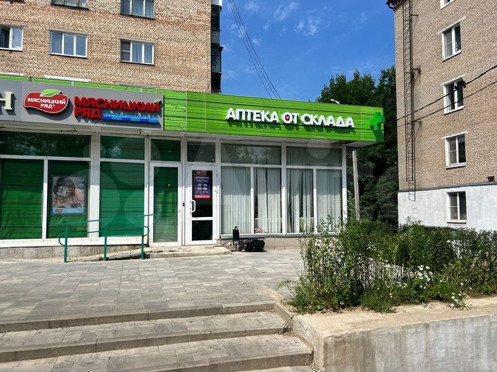 Торговая площадь, 67 м²