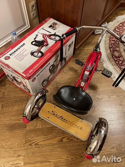 Велосипед Schwinn Roadster 3 колесный