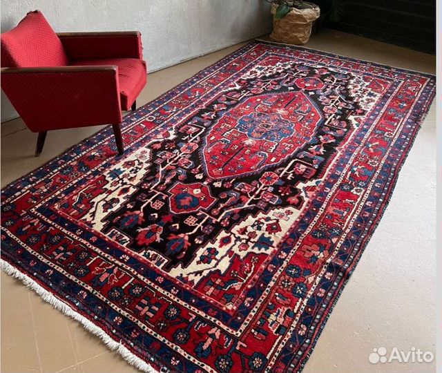 Антикварный ковер