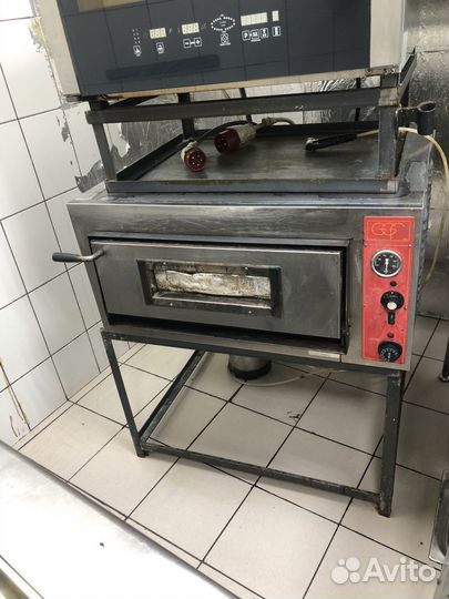 Печь для пиццы, плита, раковина