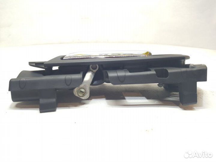 Ручка двери внутренняя передняя левая