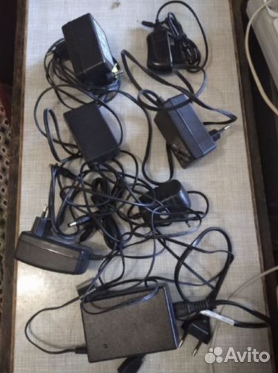 Блок питания адаптер зарядка для ноутбука