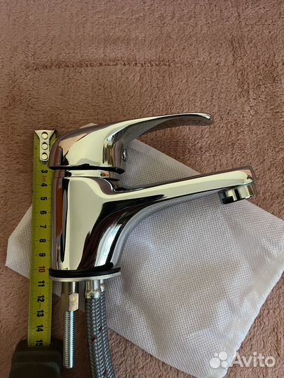 Смеситель для раковины