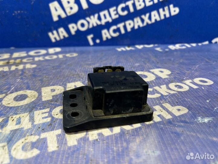 Блок управления светом Mitsubishi Pajero 2