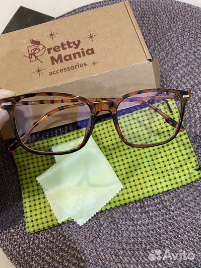 Очки имиджевые