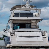 Моторная яхта Sunseeker Manhattan 70