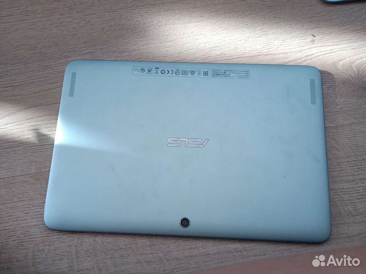 Планшет asus T100HA
