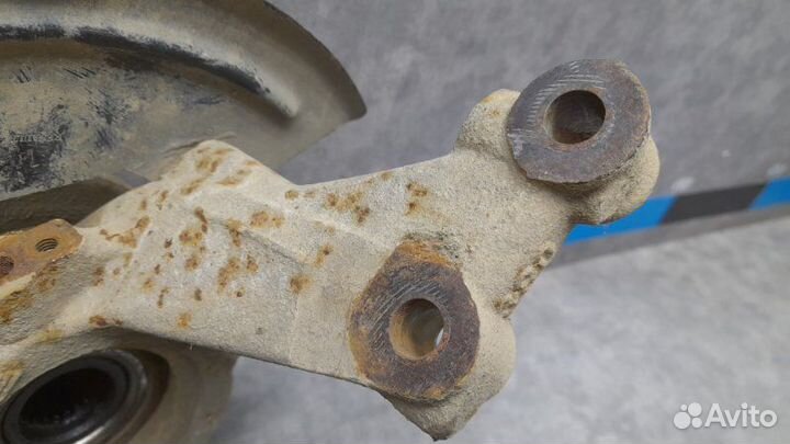 Кулак поворотный передний левый Лада Х-Рей 1.8 мт