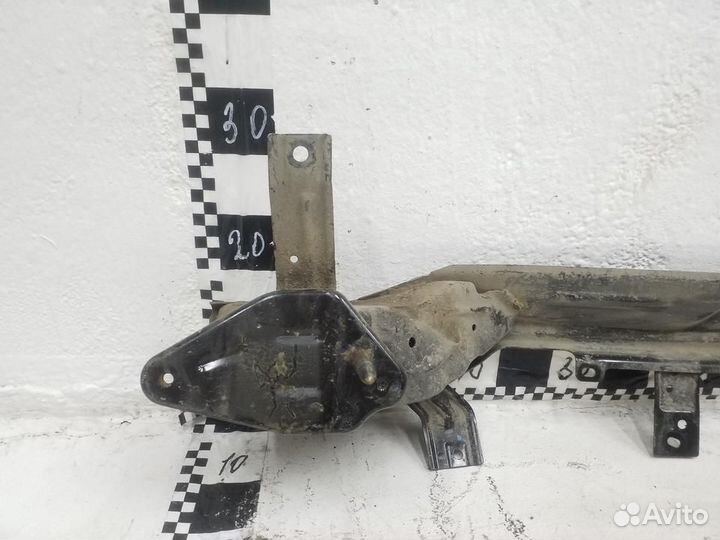 Усилитель заднего бампера Hyundai Creta 1