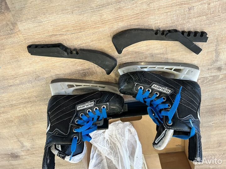 Коньки хоккейные 29 размер Bauer
