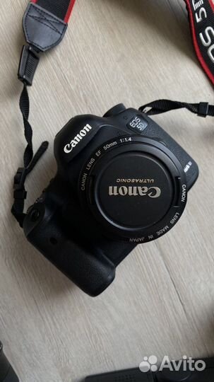 Зеркальный фотоаппарат canon EOS 5d mark 3