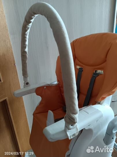 Стул для кормления