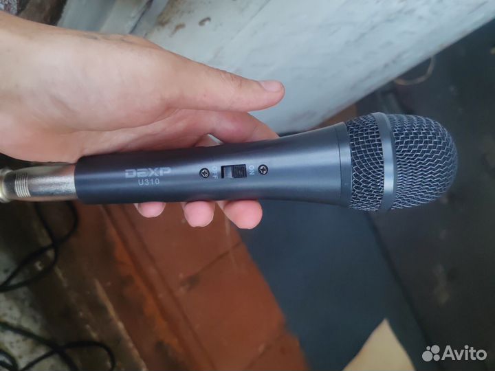 Dexp U310