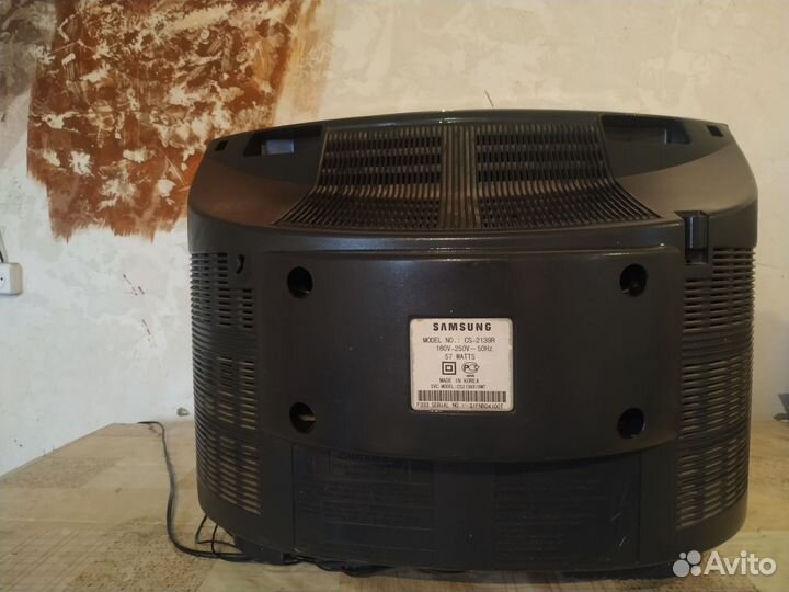 Телевизор samsung