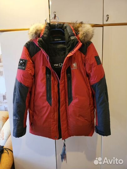 Black yak windstopper down extreme peak