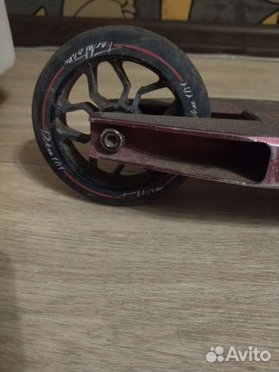 Трюковой самокат tech team duker 404