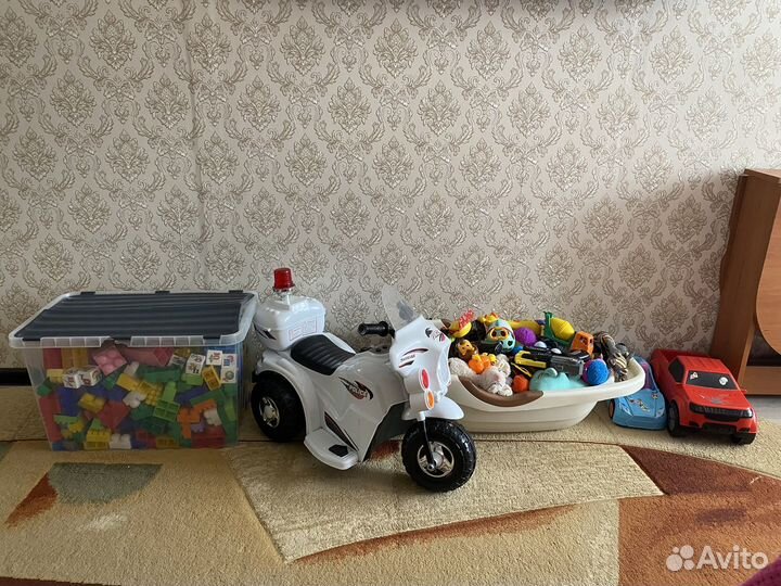 Игрушки для малышей пакетом