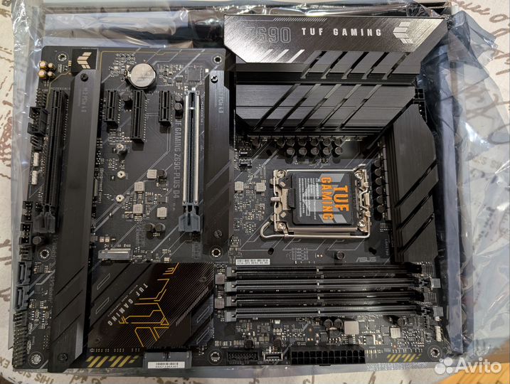 Материнская плата TUF gaming Z690-plus D4