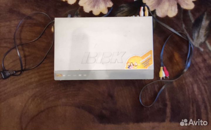 Dvd плеер bbk DV315SI