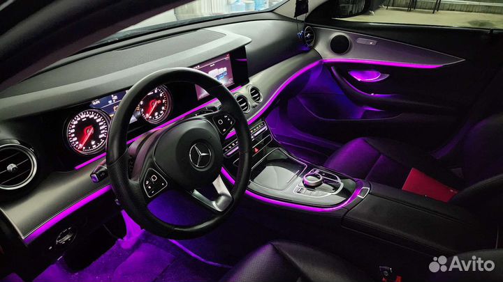 Mercedes-benz контурная подсветка салона ambient