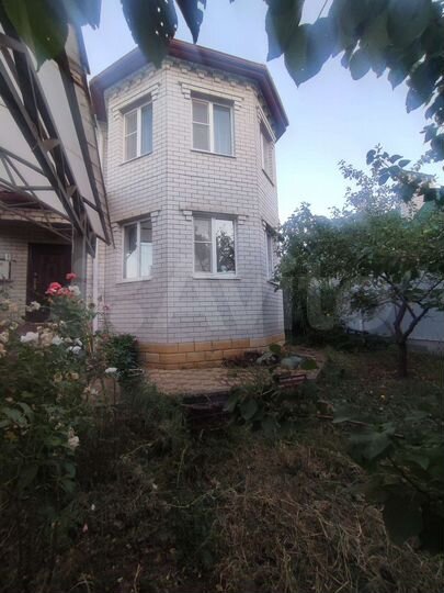 Дом 270 м² на участке 9 сот.