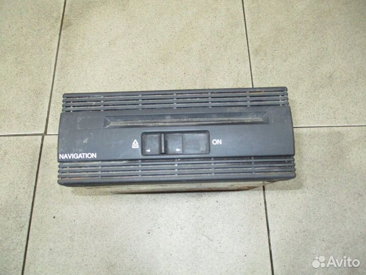 Проигрыватель CD/DVD VW Passat (B5)