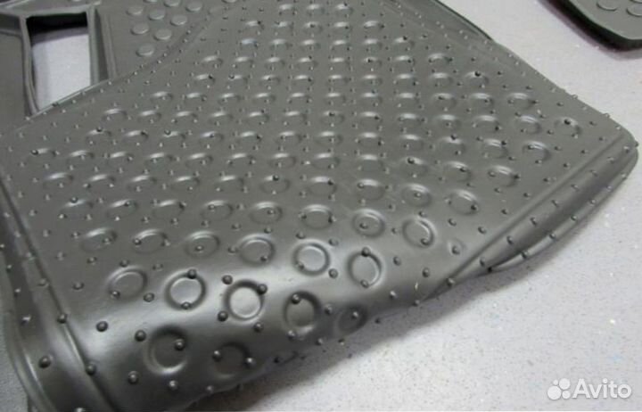 Коврики Suzuki Grand Vitara XL7 2001-2006