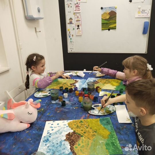 Преподаватель по изо