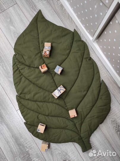 Детский коврик листик