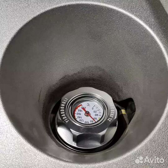 Крышка маслозаливной горловины