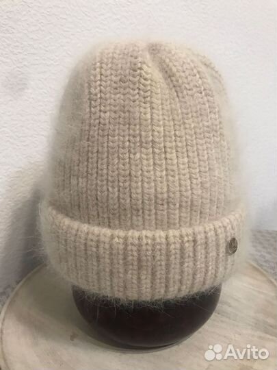 Шапка женская вязаная