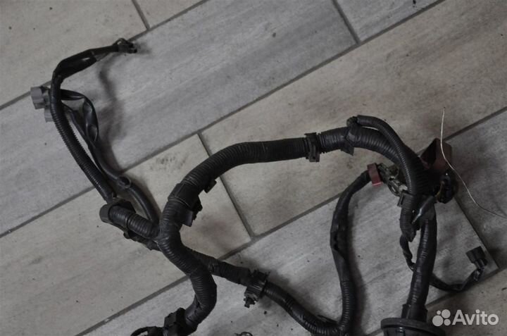 Коса двигателя toyota corolla ZZE121