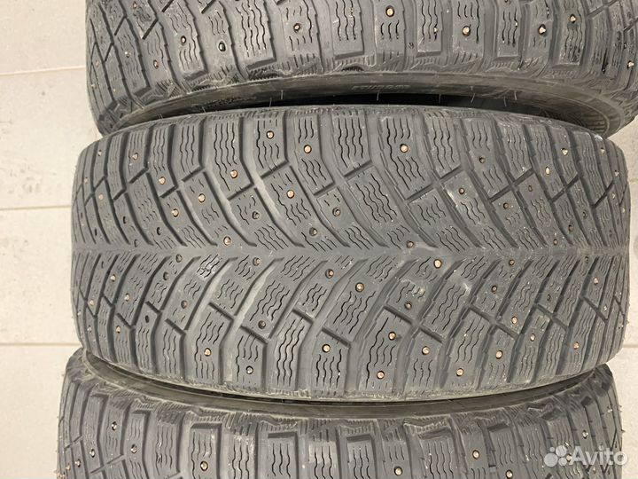 Michelin X-Ice North 4 235/45 R18