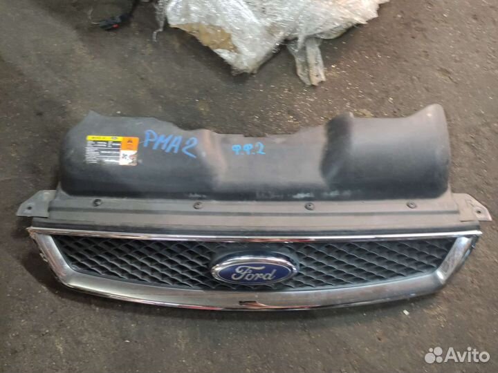 Решетка радиатора Форд Фокус 2 дорестайл