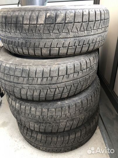 Bridgestone Blizzak Revo GZ 205/60 R16