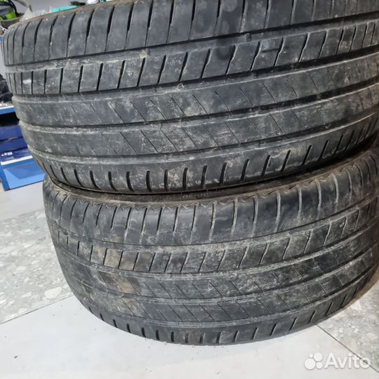 Bridgestone B-style 275/45 R20
