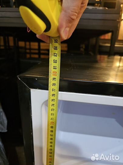 Двухкамерный мини холодильник Tesler RCT-100