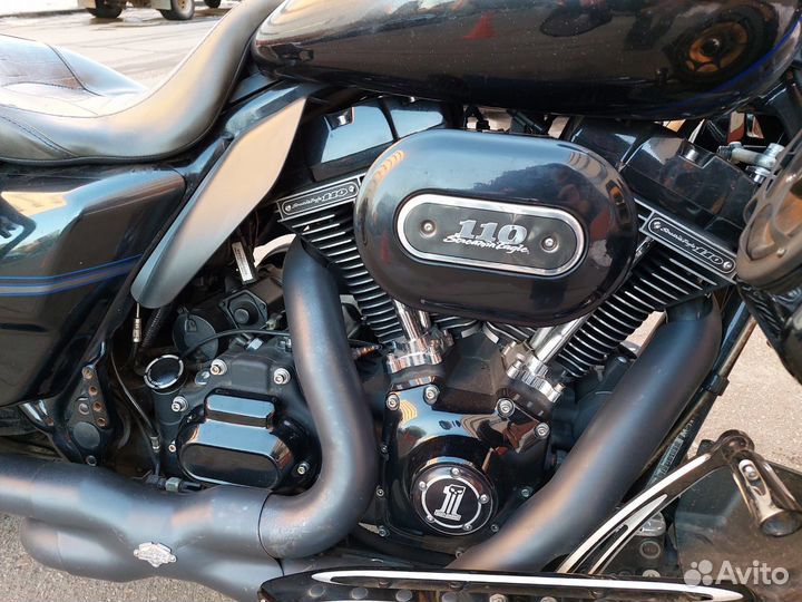 Harley- Davidson Road King CVO 110